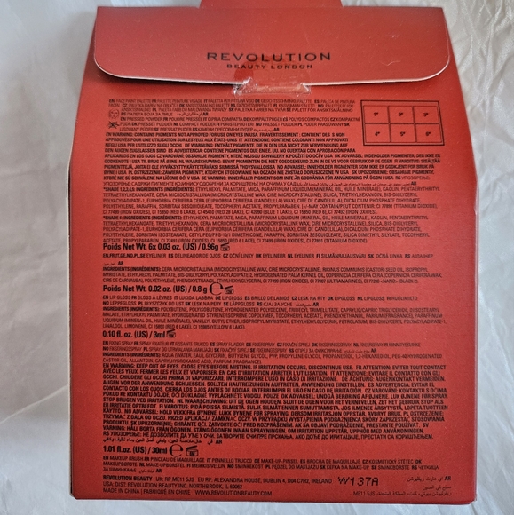 Revolution Halloween kit - Picture 4 of 4